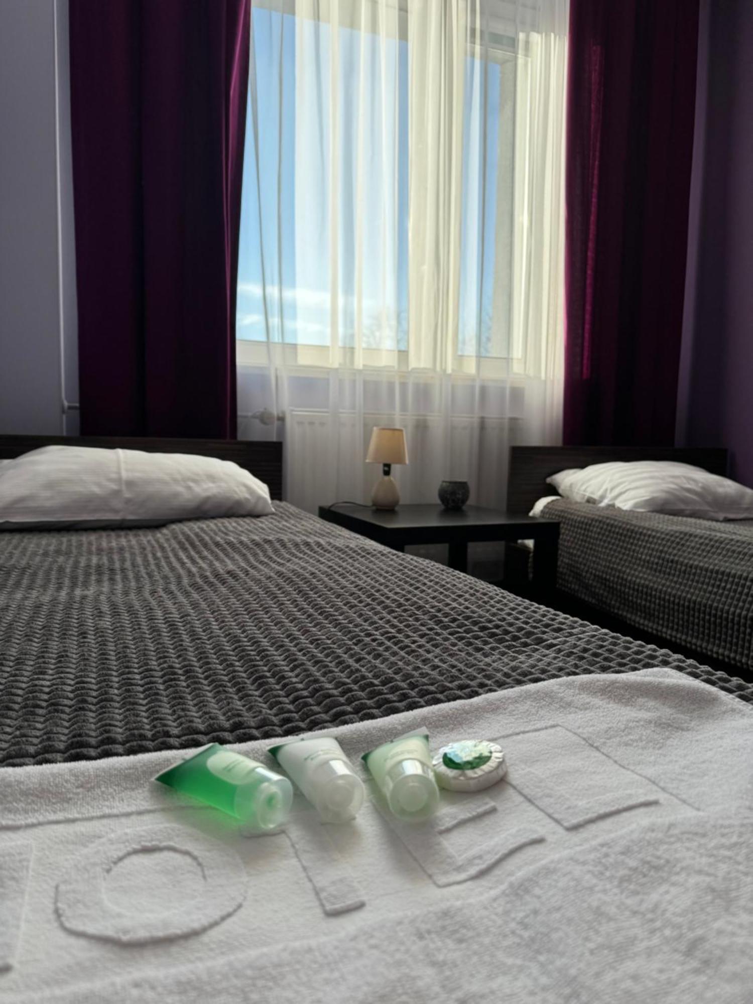 Apartament Sandra キェルツェ エクステリア 写真