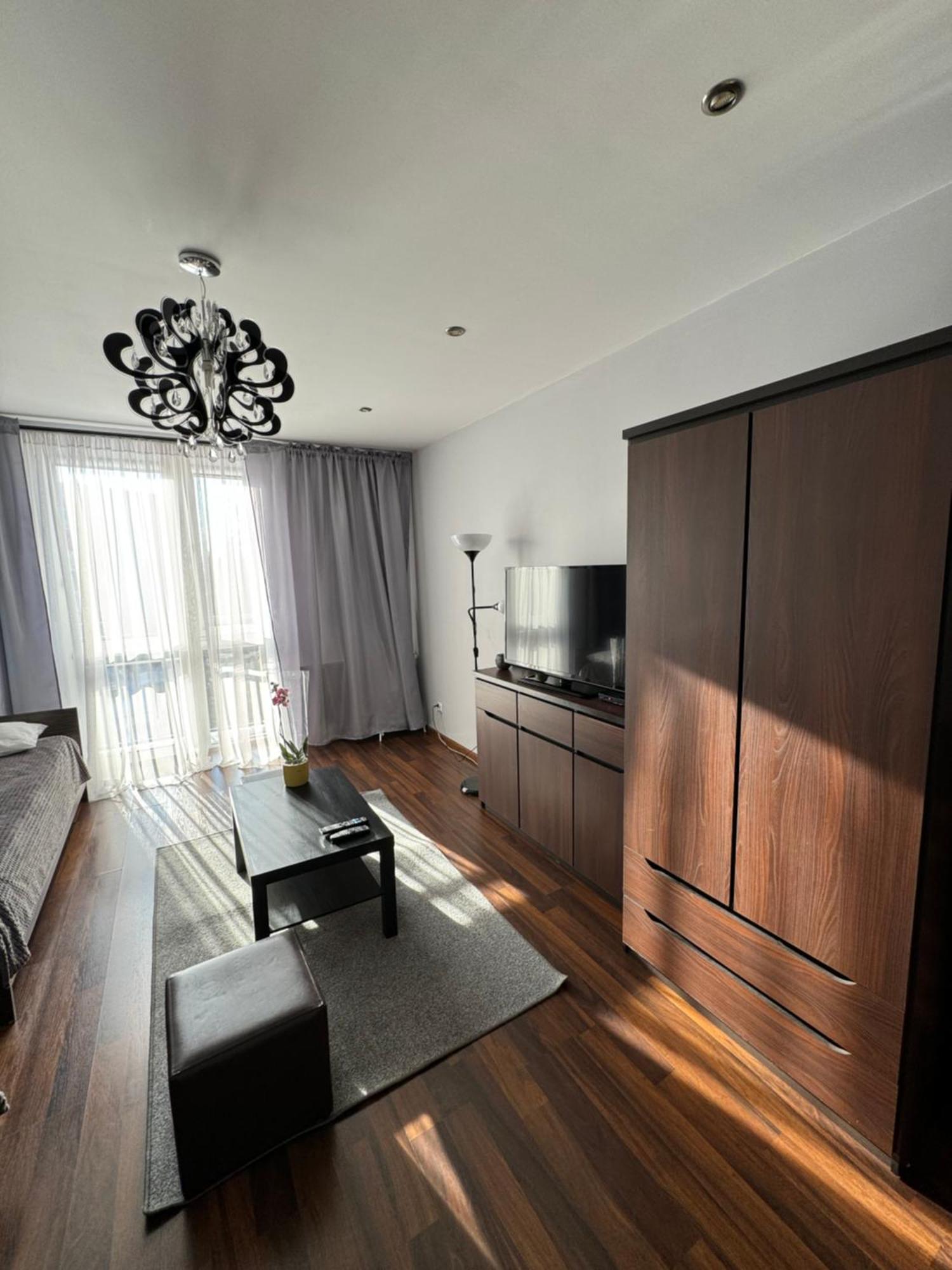 Apartament Sandra キェルツェ エクステリア 写真